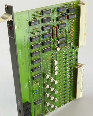 ABB 81AB10 GKE850100R0100 وحدات الدخول والخروج أنظمة الطاقة الكهربائية والتطبيقات الصناعية