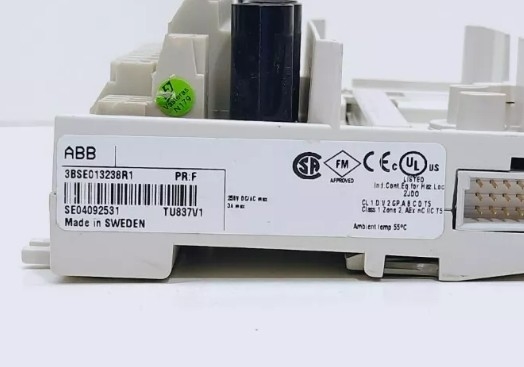 ABB TU837V1 3BSE013238R1 وحدة إنهاء الوحدة الموسعة 8x1 Isol.