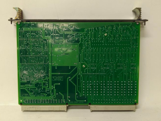 ABB 83SR04A-E GJR2390200R1411 وحدة تحكم PLC للوحة التحكم عالية الأداء