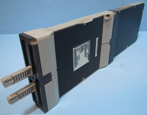 Foxboro P0400YE FBM04 0-20 MA وحدة واجهة تحتوي على أربع قنوات مدخلات Dc التناظرية وأربع قنوات إخراج