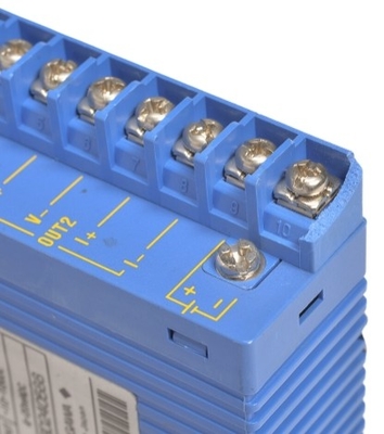 F3DA02-0NS1 YOKOGAWA وحدة الخروج الرقمية التناظرية D / A محول PLC