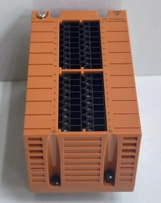 STB4D-10 YOKOGAWA 24 فولت DC Digital I/O Module Prossure Clamp Terminal Block مزدوج الاضافية