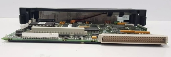 IC697CPU731 GE 12 MHz 32 كيلوبايت وحدة المعالجة المركزية واحد فتحة وحدة المعالجة المركزية 512 المدخلات والمخرجات