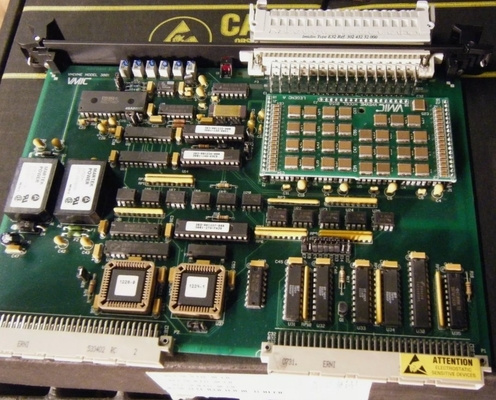 IC697VAL134 GE أوتوماتيكة المدخلات التناظرية وحدات PLC الرائدة / رف 31 قناة 12 بت