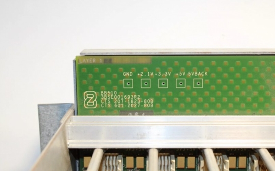 RF533 3BSE014227R1 BB510 3BSE001693R2 ABB Subrack 12SU بما في ذلك الطائرة الخلفية
