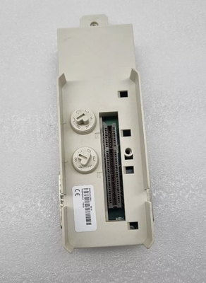 TP858 3BSE018138R1 لوحة قاعدة ABB لوحدة واجهة DDCS
