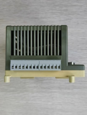 07MK92 GJR5253300R1161 ABB وحدة الاتصال 4 واجهات متسلسلة