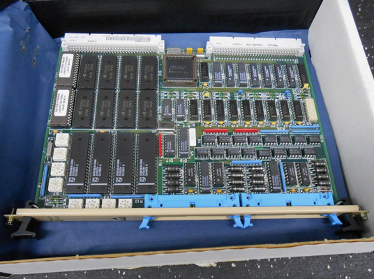 USART86-8CH+MEM 57088648 ABB لوحة التحكم في الاتصال