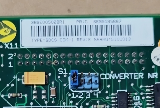 لوحة ربط محرك أقراص ABB SDCS-COM-1 3BSE005028R0001