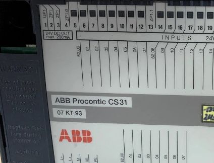 07KT93 GJR5251300R0101 وحدة المعالجة المركزية من شركة ABB