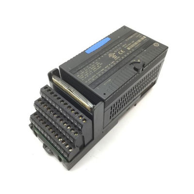 IC200MDL650 GE Fanuc PLC VersaMax وحدة الإدخال المنفصلة 24VDC POS / NEG logic (4 مجموعات من 8) 32 نقطة