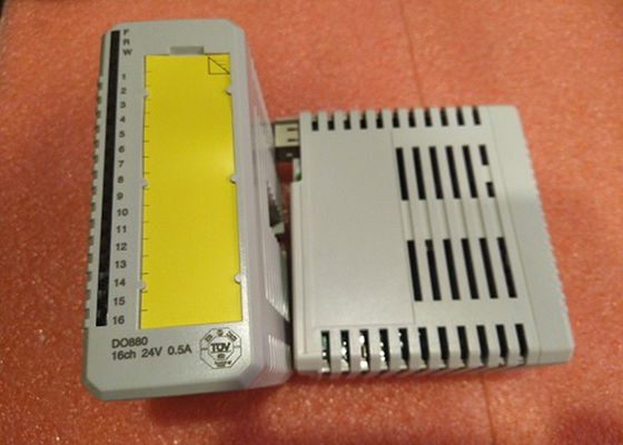 DO890 ABB S800 Digital Output Module 4 CH واجهة أمان معزولة قطع غيار PLC 3BSC690074R1