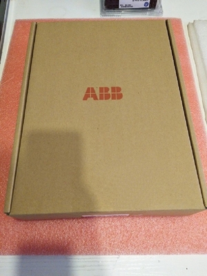 DSBC173A ABB S100 I / O Bus Extender Module PLC Spare Parts 3BSE005883R1