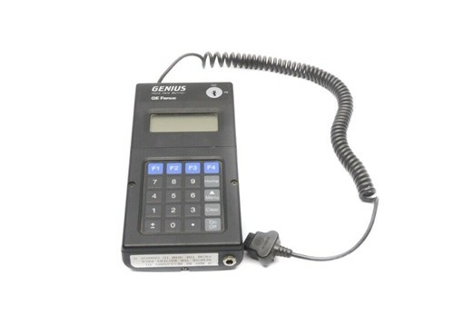 IC660HHM501 GE Fanuc GE جهاز مراقبة محمول باليد General Electric