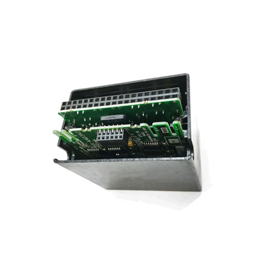 IC670ALG320 GE Fanuc GE التحكم الميداني الناتج التناظري الجهد الحالي 4 قنوات جنرال إلكتريك