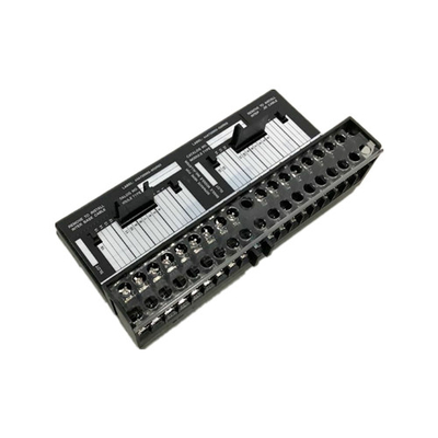 IC670CHS101 GE Fanuc GE Field I / O قاعدة الحاجز نمط المحطة الطرفية الإدراج الساخن جنرال إلكتريك
