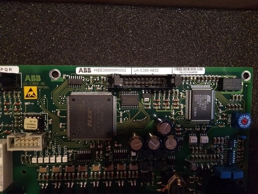 UAC389AE02 ABB Device UA C389 AE01 وحدة معالج التحكم PLC قطع غيار HIEE300888R0002