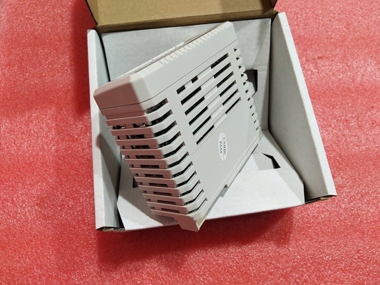 وحدة الإخراج الرقمي DO810 ABB S800 I / O ذات 16 قناة 3BSE008510R1