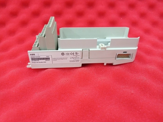 TU811V1 ABB S800 وحدة إنهاء الوحدة المدمجة 1x8 محطات إشارة 3BSE013231R1