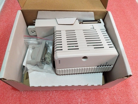 BC820K01 ABB PLC AC800M CEX-Bus وحدة I / O DCS 3BSE07150R1