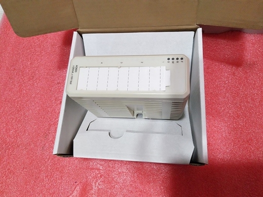 AO820 3BSE008546R1 ABB PLC وحدة الإخراج التناظري 4 CH S800 I / O DCS
