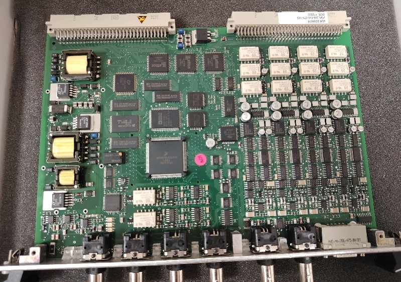 MPC4 200-510-150-031 بطاقة حماية الآلات حتى إدخالات سرعة اثنين في وقت واحد
