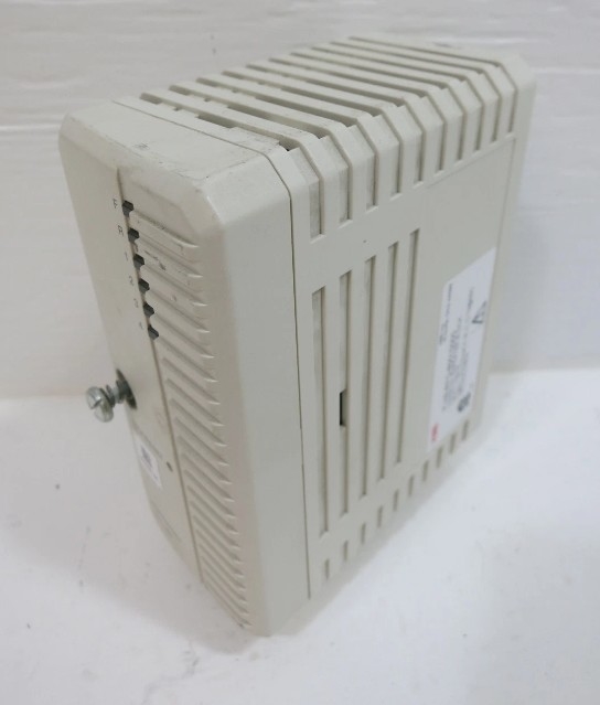 RFO800 P-HB-RFO-80010000 ABB واجهة وحدات التحكم الآلي للأنظمة التشغيلية الصناعية