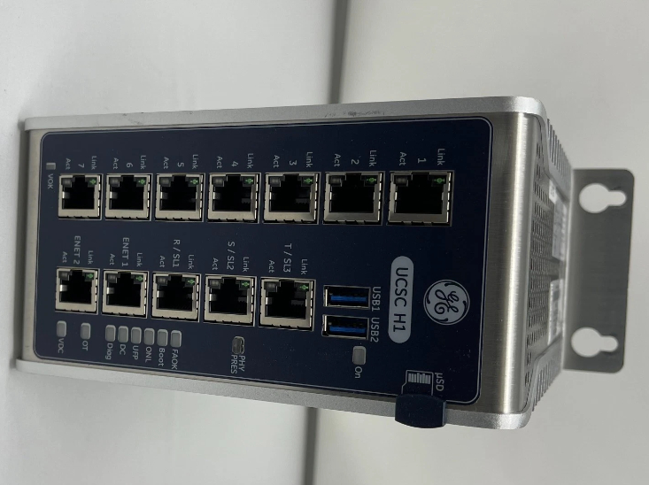 IS420UCECH1B جهاز تحكم GE Mark VIe