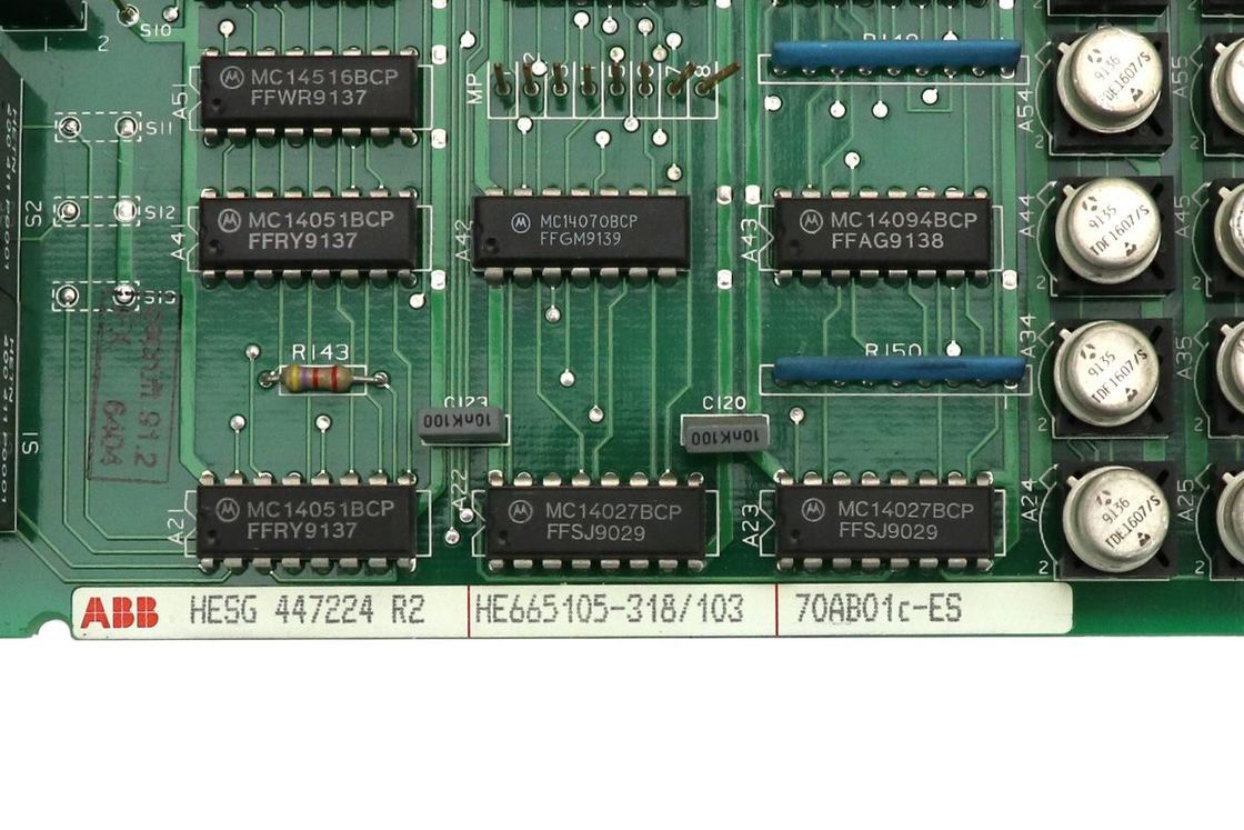 ABB وحدة التحكم الرقمية في الإخراج 70AB01C-ES HESG 447224 R2 Compact 16*16*12cm