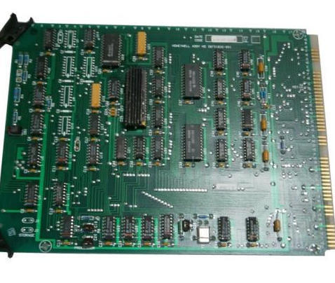 هونيول 30731823-001 A/D Mux PLC لوحة الدوائر 24Vdc 110mA وحدة تحكم حالة جديدة
