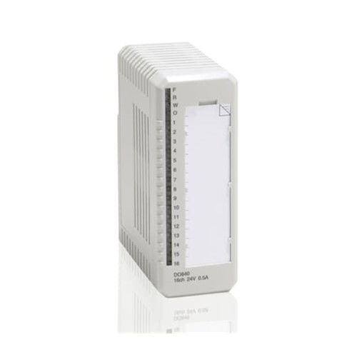 DO840 ABB وحدة الإخراج الرقمي 24V S / R 16 ch DC AC PLC Spare Parts 3BSE020838R1