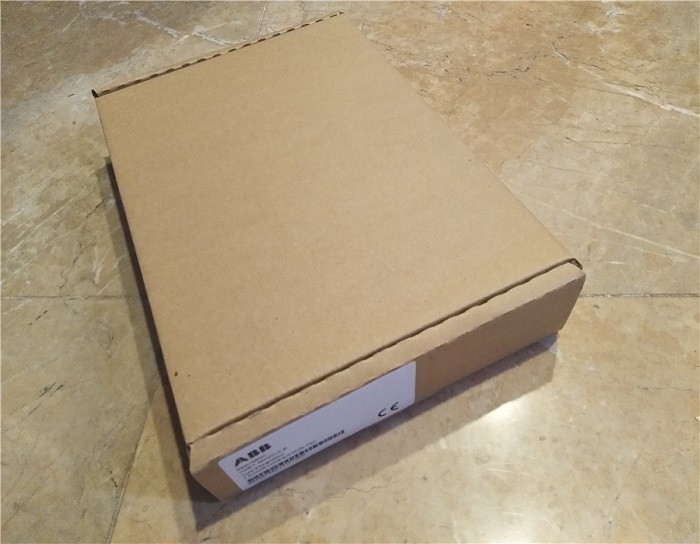 FS300R17KE3 ABB ACS800 محركات FS300R17KE3 / AGDR-76C ملحقات التثبيت قطع غيار PLC