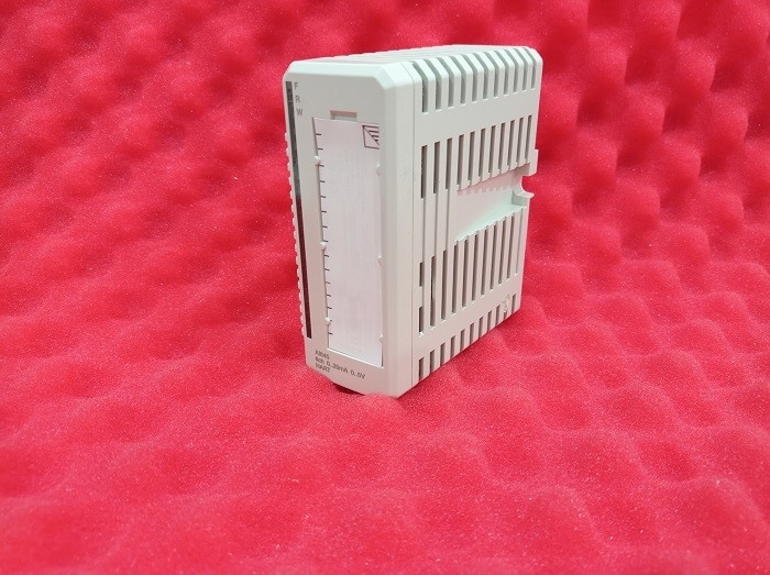 AI845 3BSE023675R1 ABB PLC الإدخال التناظري S / R HART 8 Ch S800 I / O